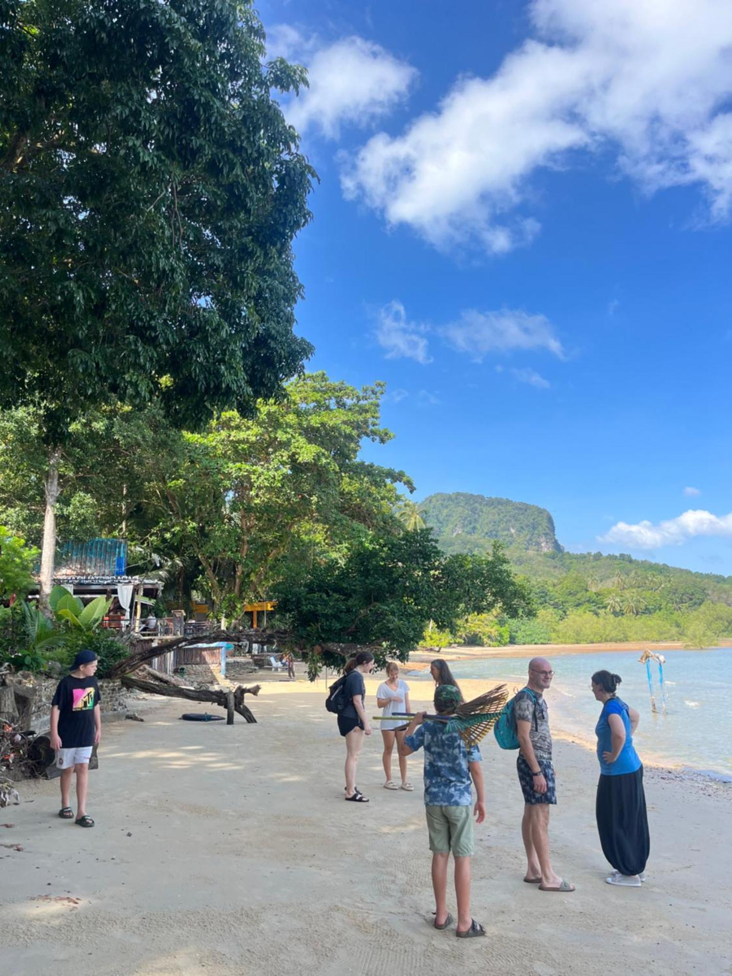 Koh Mook Garden Beach Resort Exterior photo