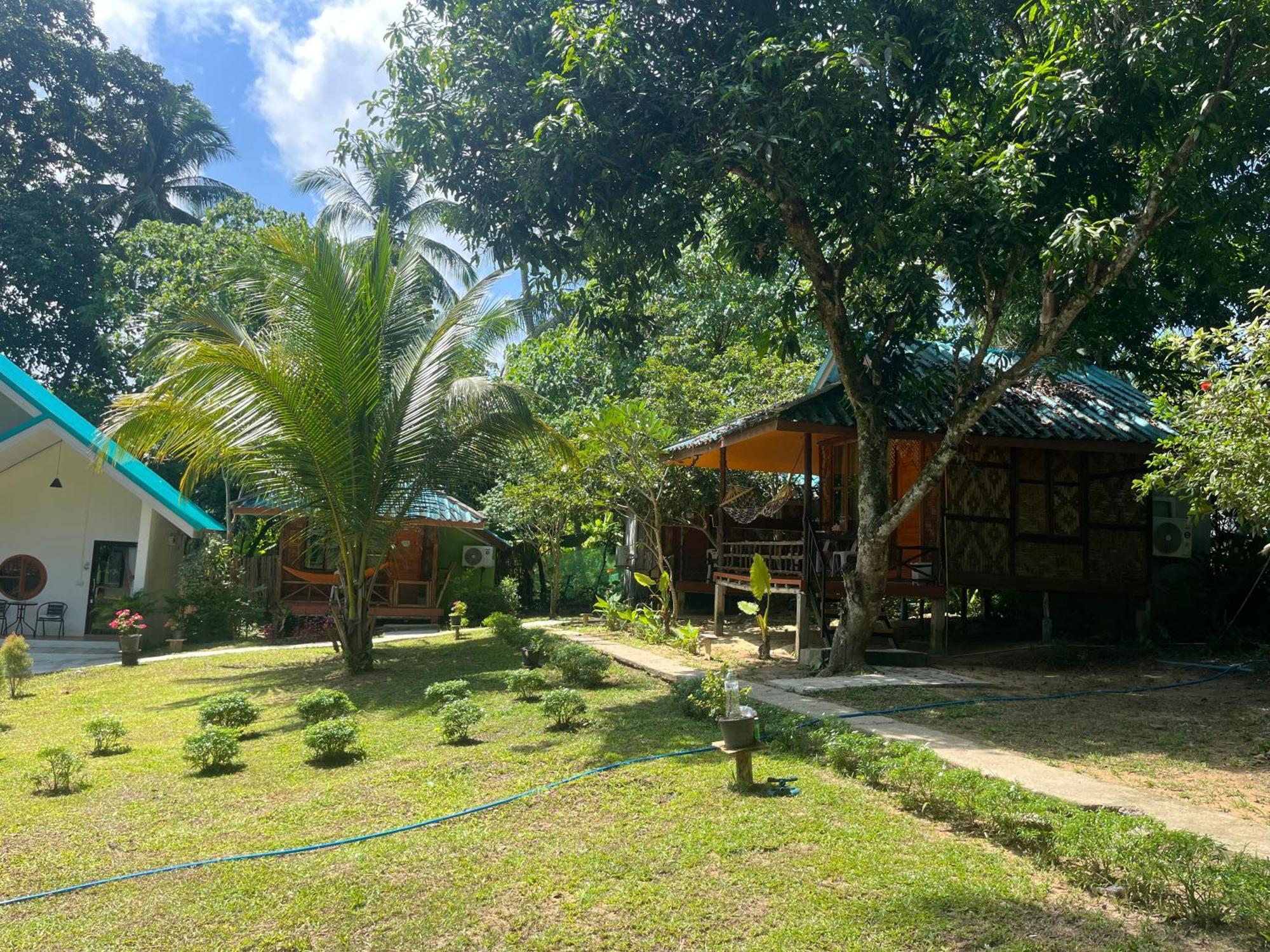Koh Mook Garden Beach Resort Exterior photo